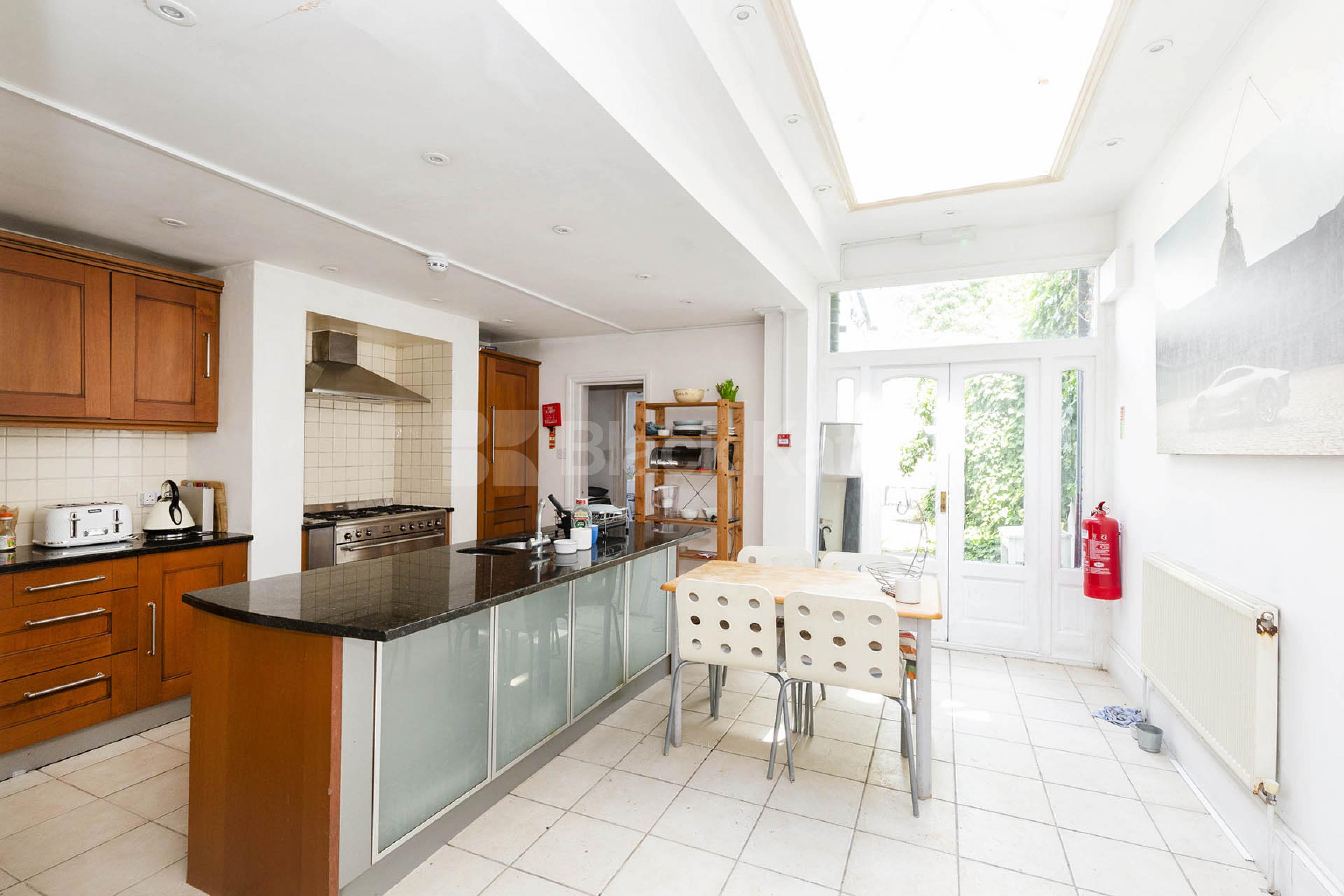 Superb 5 bedroom house arranged over 3 floors with private garden Windsor Road , Holloway N7
